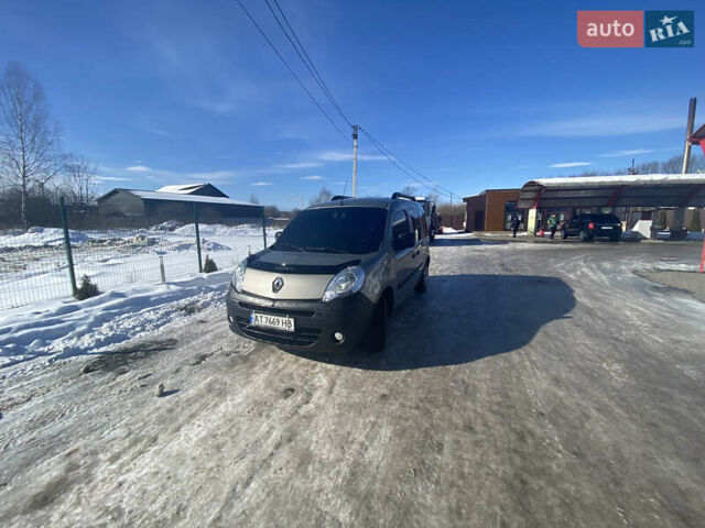 Серый Рено Кенгу, объемом двигателя 1.46 л и пробегом 281 тыс. км за 6100 $, фото 1 на Automoto.ua