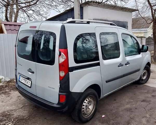 Серый Рено Кенгу, объемом двигателя 1.46 л и пробегом 256 тыс. км за 7700 $, фото 1 на Automoto.ua