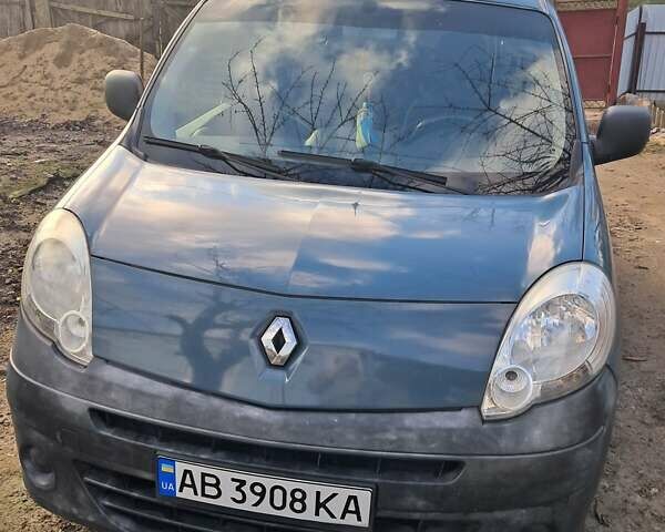 Серый Рено Кенгу, объемом двигателя 1.5 л и пробегом 227 тыс. км за 6600 $, фото 1 на Automoto.ua