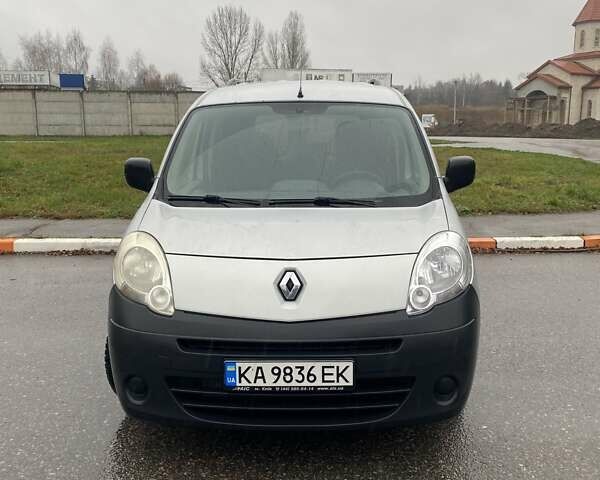 Серый Рено Кенгу, объемом двигателя 1.5 л и пробегом 340 тыс. км за 5500 $, фото 1 на Automoto.ua