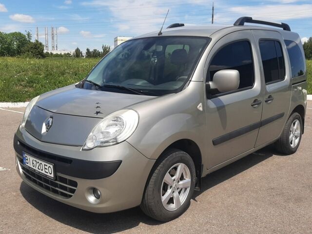 Сірий Рено Кєнгу, об'ємом двигуна 2 л та пробігом 280 тис. км за 8100 $, фото 1 на Automoto.ua