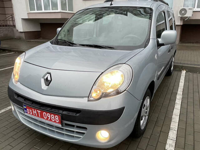 Сірий Рено Кєнгу, об'ємом двигуна 1.5 л та пробігом 243 тис. км за 7700 $, фото 1 на Automoto.ua