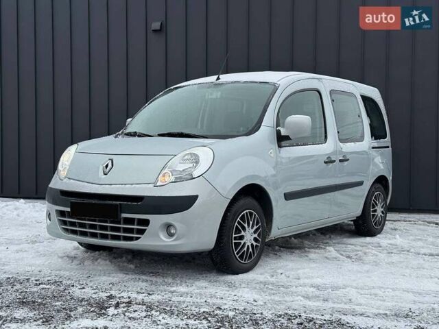 Сірий Рено Кєнгу, об'ємом двигуна 1.5 л та пробігом 191 тис. км за 8400 $, фото 1 на Automoto.ua