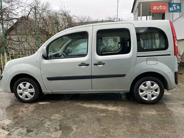 Серый Рено Кенгу, объемом двигателя 1.5 л и пробегом 288 тыс. км за 8200 $, фото 1 на Automoto.ua