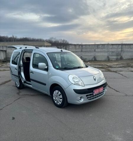 Серый Рено Кенгу, объемом двигателя 1.5 л и пробегом 153 тыс. км за 9300 $, фото 1 на Automoto.ua