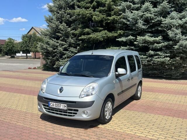 Сірий Рено Кєнгу, об'ємом двигуна 1.5 л та пробігом 310 тис. км за 7350 $, фото 1 на Automoto.ua
