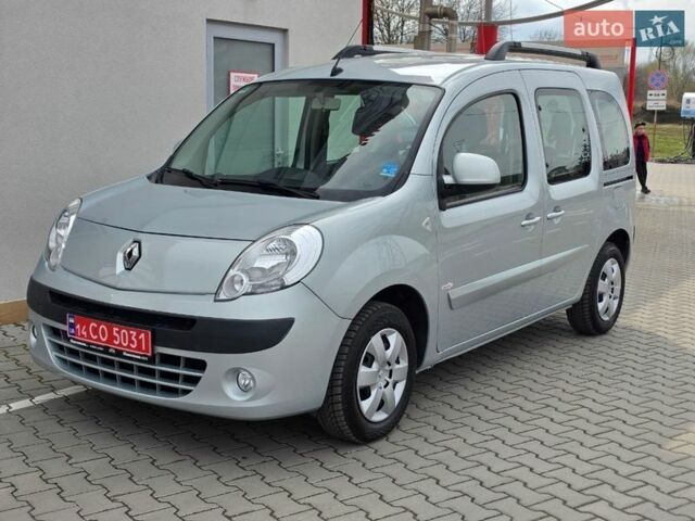 Серый Рено Кенгу, объемом двигателя 1.6 л и пробегом 168 тыс. км за 8999 $, фото 1 на Automoto.ua