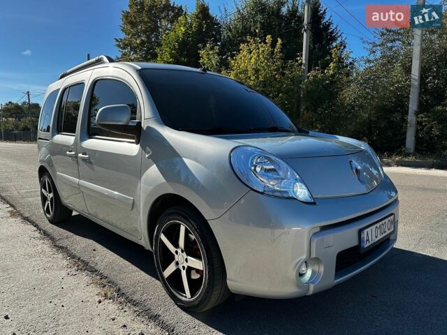 Сірий Рено Кєнгу, об'ємом двигуна 1.6 л та пробігом 227 тис. км за 9600 $, фото 1 на Automoto.ua
