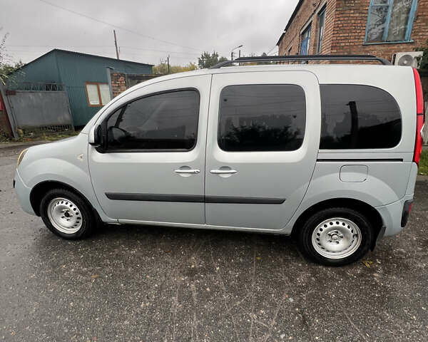 Серый Рено Кенгу, объемом двигателя 1.46 л и пробегом 160 тыс. км за 7500 $, фото 1 на Automoto.ua