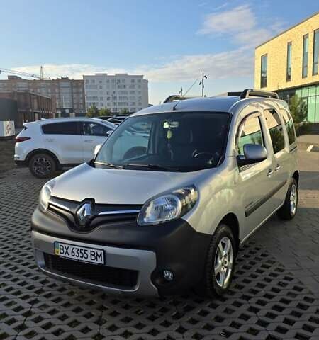 Серый Рено Кенгу, объемом двигателя 1.46 л и пробегом 180 тыс. км за 12500 $, фото 1 на Automoto.ua