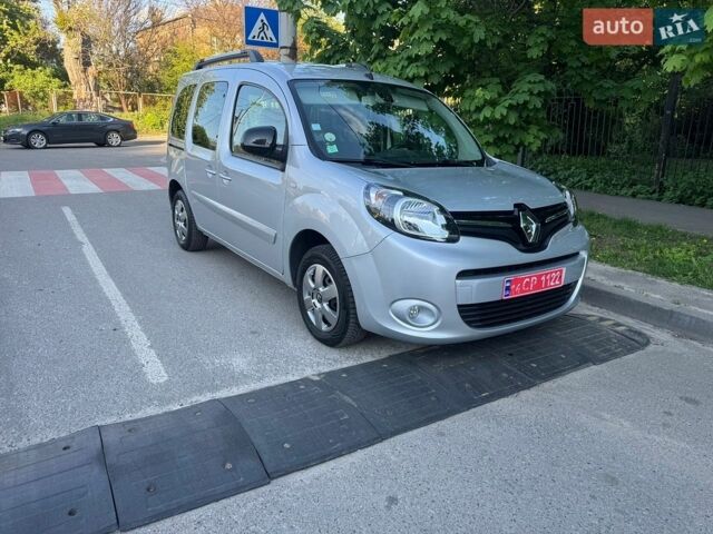 Сірий Рено Кєнгу, об'ємом двигуна 1.5 л та пробігом 163 тис. км за 10800 $, фото 1 на Automoto.ua