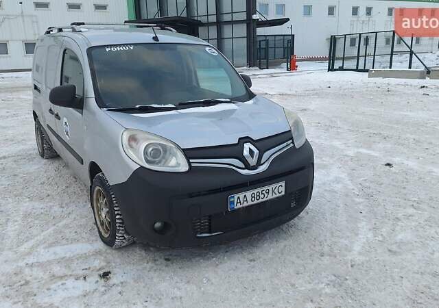 Сірий Рено Кєнгу, об'ємом двигуна 1.5 л та пробігом 432 тис. км за 6650 $, фото 1 на Automoto.ua
