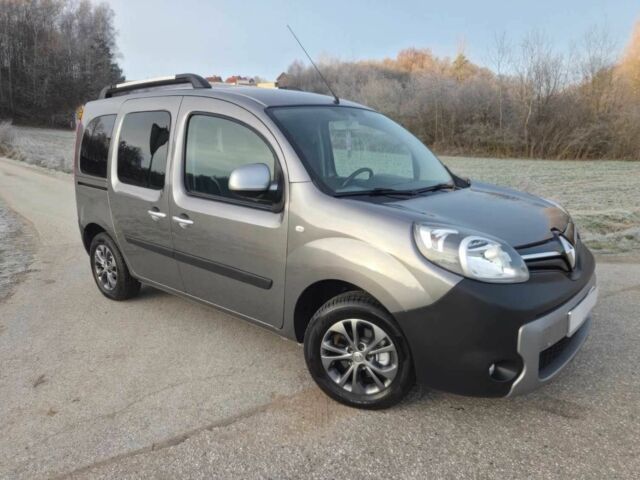 Серый Рено Кенгу, объемом двигателя 1.2 л и пробегом 123 тыс. км за 3500 $, фото 1 на Automoto.ua