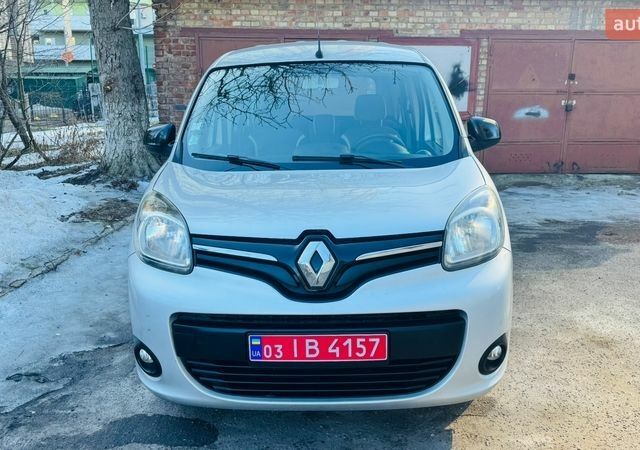 Серый Рено Кенгу, объемом двигателя 1.5 л и пробегом 234 тыс. км за 10300 $, фото 1 на Automoto.ua