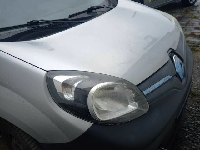 Серый Рено Кенгу, объемом двигателя 0 л и пробегом 120 тыс. км за 1500 $, фото 1 на Automoto.ua