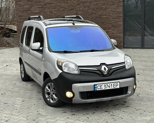 Сірий Рено Кєнгу, об'ємом двигуна 1.5 л та пробігом 264 тис. км за 12800 $, фото 1 на Automoto.ua