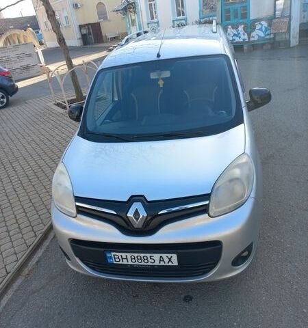 Серый Рено Кенгу, объемом двигателя 1.5 л и пробегом 260 тыс. км за 11000 $, фото 1 на Automoto.ua