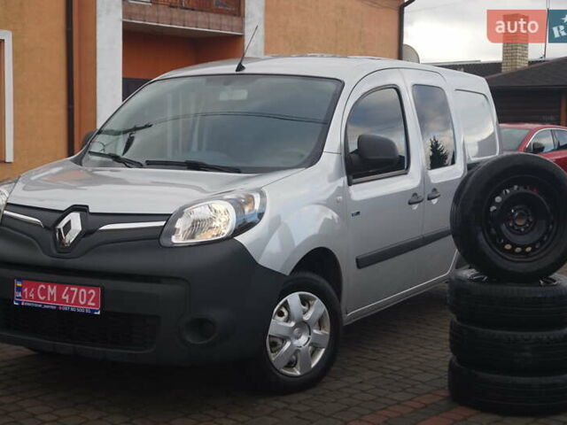 Сірий Рено Кєнгу, об'ємом двигуна 0 л та пробігом 79 тис. км за 11111 $, фото 1 на Automoto.ua