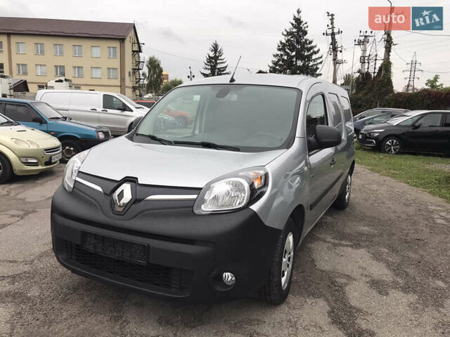 Сірий Рено Кєнгу, об'ємом двигуна 0 л та пробігом 23 тис. км за 12555 $, фото 1 на Automoto.ua
