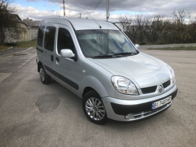 Серый Рено Кенгу, объемом двигателя 1.4 л и пробегом 112 тыс. км за 5500 $, фото 1 на Automoto.ua