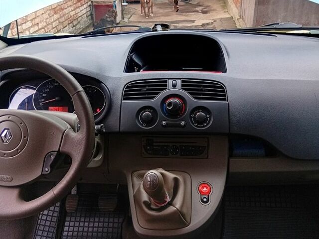 Синій Рено Кєнгу, об'ємом двигуна 1.5 л та пробігом 240 тис. км за 7500 $, фото 1 на Automoto.ua