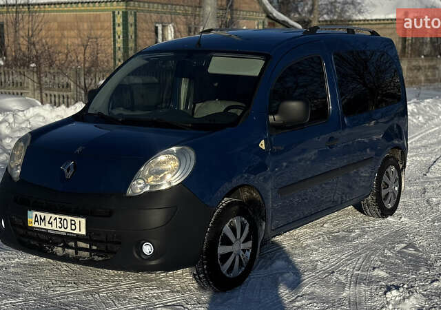 Синий Рено Кенгу, объемом двигателя 1.6 л и пробегом 290 тыс. км за 5999 $, фото 1 на Automoto.ua