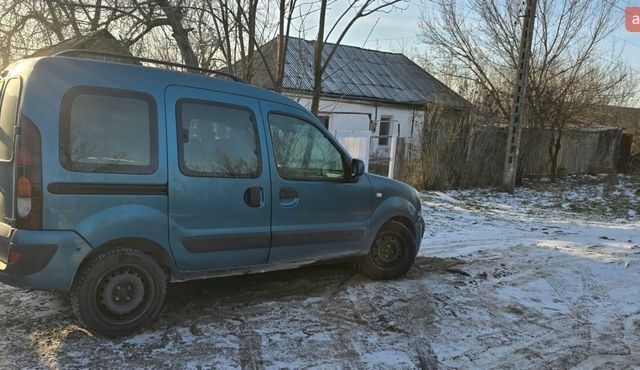 Синій Рено Кєнгу, об'ємом двигуна 1.4 л та пробігом 487 тис. км за 4000 $, фото 1 на Automoto.ua