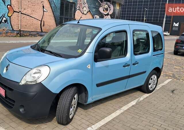 Рено Кенгу 2008 в Луцке на Automoto.ua Синий Рено Кенгу, объемом двигателя 1.6 л и пробегом 249 тыс. км за 6950 $, фото 1 на Automoto.ua