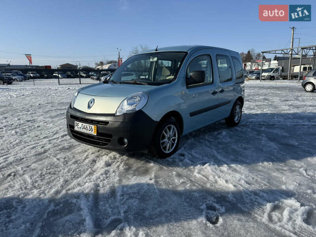 Синий Рено Кенгу, объемом двигателя 1.6 л и пробегом 213 тыс. км за 8000 $, фото 1 на Automoto.ua