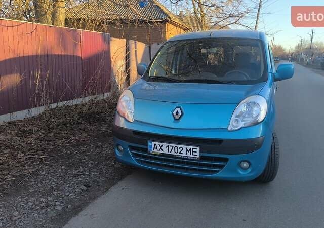 Синий Рено Кенгу, объемом двигателя 1.6 л и пробегом 205 тыс. км за 6600 $, фото 1 на Automoto.ua