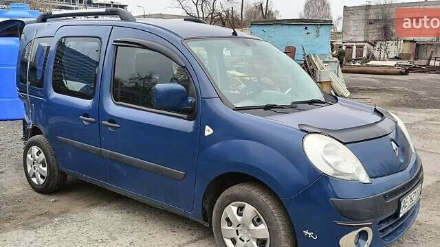 Синий Рено Кенгу, объемом двигателя 1.6 л и пробегом 240 тыс. км за 2900 $, фото 1 на Automoto.ua