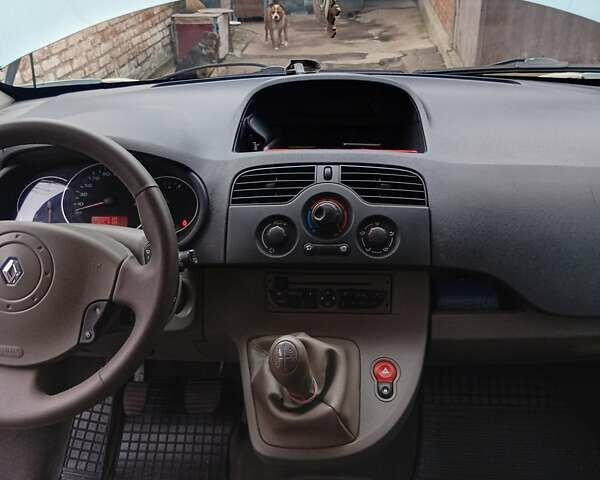 Синій Рено Кєнгу, об'ємом двигуна 1.5 л та пробігом 240 тис. км за 7500 $, фото 1 на Automoto.ua