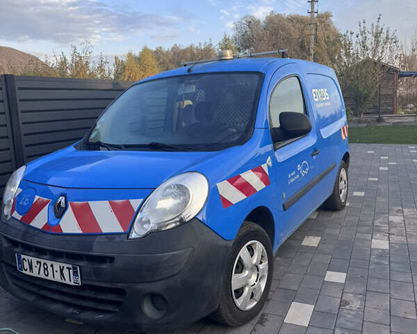 Рено Кєнгу 2013 у Дубно на Automoto.ua Синій Рено Кєнгу, об'ємом двигуна 0 л та пробігом 32 тис. км за 5200 $, фото 1 на Automoto.ua