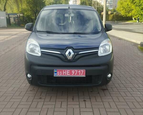 Синий Рено Кенгу, объемом двигателя 0 л и пробегом 210 тыс. км за 12431 $, фото 1 на Automoto.ua
