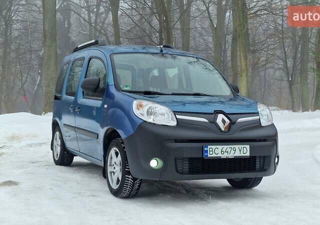Синий Рено Кенгу, объемом двигателя 0 л и пробегом 83 тыс. км за 9300 $, фото 1 на Automoto.ua