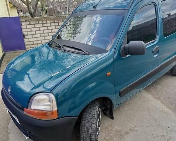 Зеленый Рено Кенгу, объемом двигателя 1.9 л и пробегом 200 тыс. км за 3500 $, фото 1 на Automoto.ua