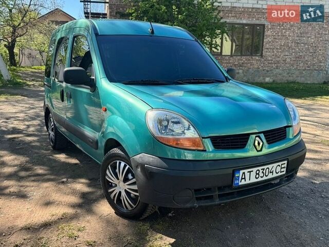 Зеленый Рено Кенгу, объемом двигателя 1.5 л и пробегом 246 тыс. км за 4250 $, фото 1 на Automoto.ua