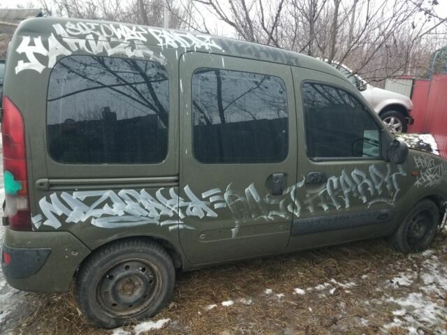 Зеленый Рено Кенгу, объемом двигателя 1 л и пробегом 250 тыс. км за 468 $, фото 1 на Automoto.ua