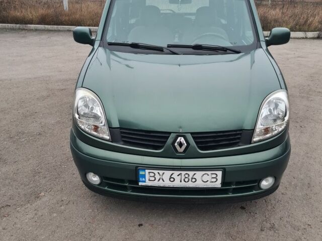 Зелений Рено Кєнгу, об'ємом двигуна 1.5 л та пробігом 251 тис. км за 5200 $, фото 1 на Automoto.ua