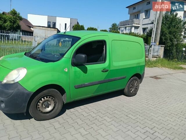 Зеленый Рено Кенгу, объемом двигателя 1.5 л и пробегом 260 тыс. км за 1746 $, фото 1 на Automoto.ua