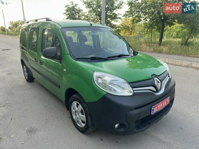 Зеленый Рено Кенгу, объемом двигателя 1.5 л и пробегом 162 тыс. км за 12499 $, фото 1 на Automoto.ua