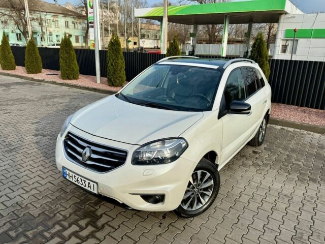 Білий Рено Колеос, об'ємом двигуна 2.5 л та пробігом 200 тис. км за 10000 $, фото 1 на Automoto.ua