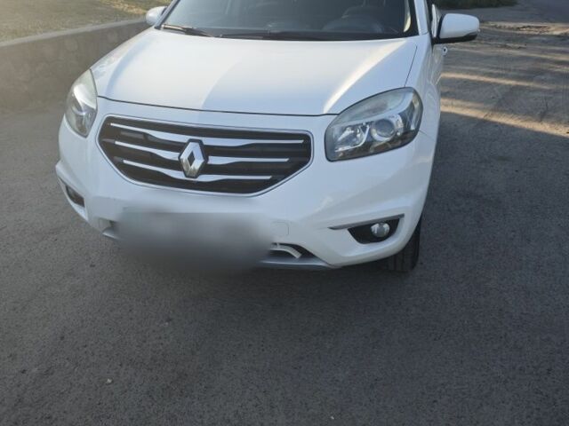 Белый Рено Колеос, объемом двигателя 0 л и пробегом 284 тыс. км за 8500 $, фото 1 на Automoto.ua