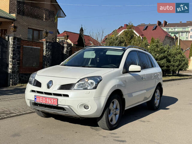 Білий Рено Колеос, об'ємом двигуна 2 л та пробігом 260 тис. км за 8800 $, фото 1 на Automoto.ua