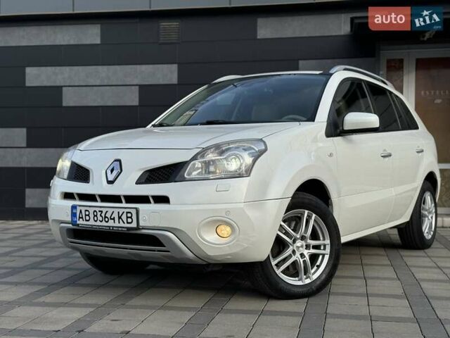 Белый Рено Колеос, объемом двигателя 2 л и пробегом 225 тыс. км за 9800 $, фото 1 на Automoto.ua