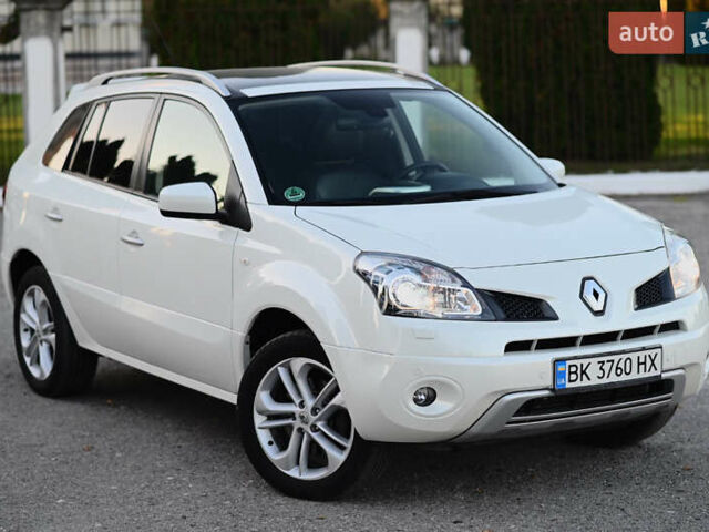 Белый Рено Колеос, объемом двигателя 2 л и пробегом 202 тыс. км за 10300 $, фото 1 на Automoto.ua