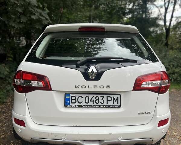 Білий Рено Колеос, об'ємом двигуна 2 л та пробігом 286 тис. км за 9300 $, фото 1 на Automoto.ua