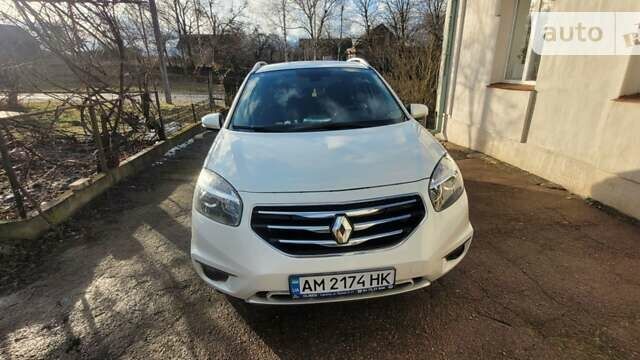 Білий Рено Колеос, об'ємом двигуна 2 л та пробігом 284 тис. км за 9500 $, фото 1 на Automoto.ua