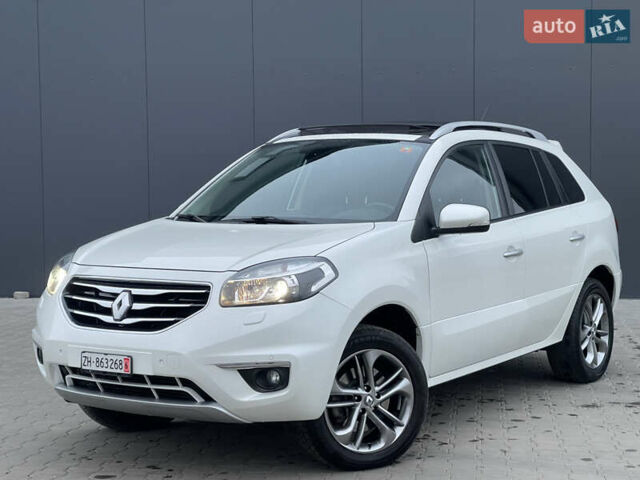 Белый Рено Колеос, объемом двигателя 2 л и пробегом 131 тыс. км за 13800 $, фото 1 на Automoto.ua