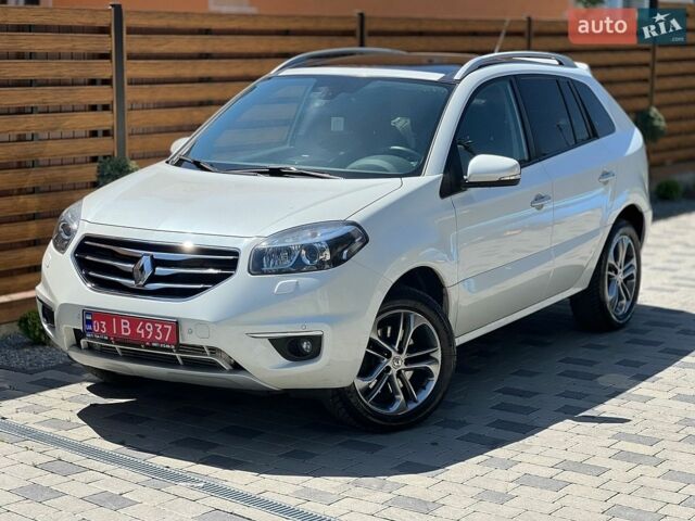 Белый Рено Колеос, объемом двигателя 2 л и пробегом 128 тыс. км за 11500 $, фото 1 на Automoto.ua